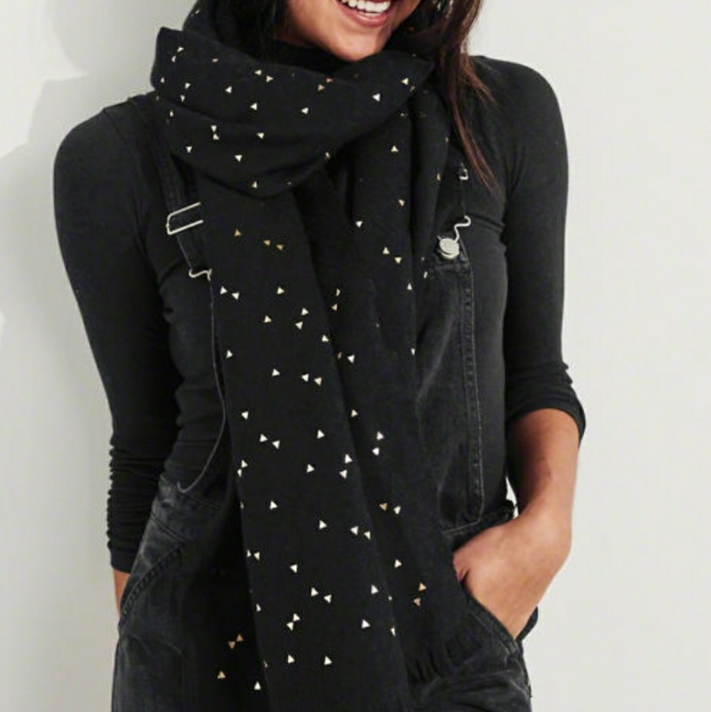 🍒NWT🍒 HOLLISTER WOVEN SCARF
